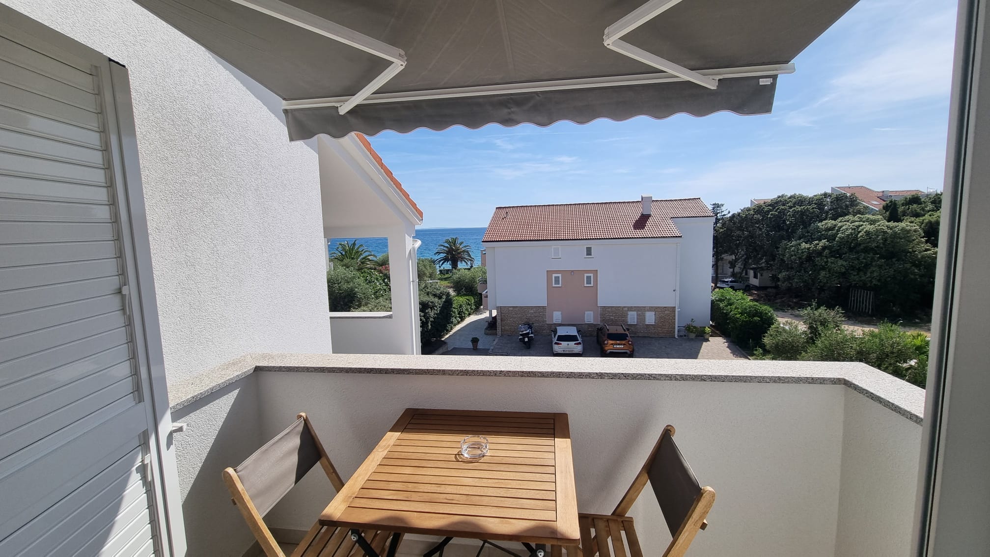 sea view apartment