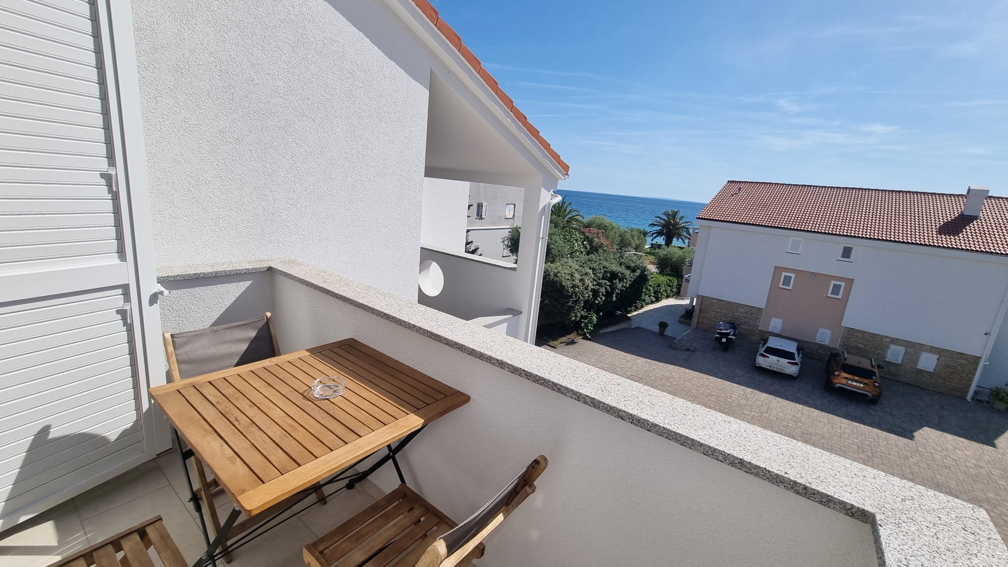 sea view parking